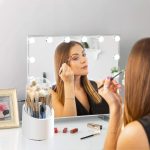 Otočný, priehľadný držiak na štetce, organizér na make-up, vodeodolný a prachotesný dizajn - biely