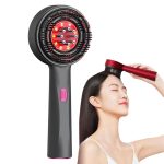 Elektrický masážní kartáč na vlasy s dávkovačem oleje a terapií červeným světlem, šedý