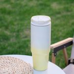 Sklenice s gradientním efektem, cestovní sklo 820ml - bílá/žlutá