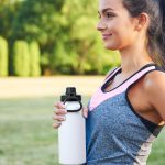 Rozsdamentes Acél Termosz Kulacs Szivárgásmentes Kupakkal, Hideg és Meleg Italokhoz - 950 ml - Fehér - Black Friday