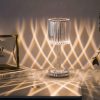 Olasz stílusú kristályokkal díszített, elegáns asztali lámpa