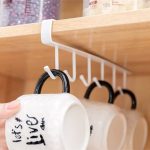 Set universal de umerașe metalice pentru bucătărie - alb - 2 buc.