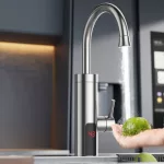 Elektromos vízmelegítős csaptelep hőmérséklet kijelzővel, gyors felfűtéssel – Ezüst