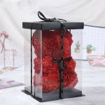 Ursuleț de pluș cu trandafir veșnic în cutie – 25 cm – roz